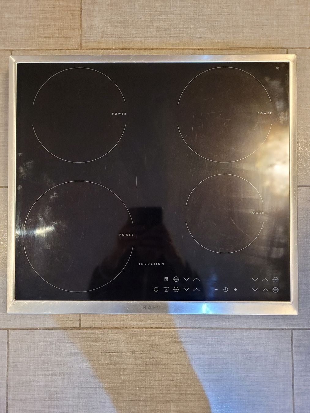 AEG Cuisinières: AEG Induktionskochfeld KFA58SiM – D'occasion à Schlieren par Popolo11