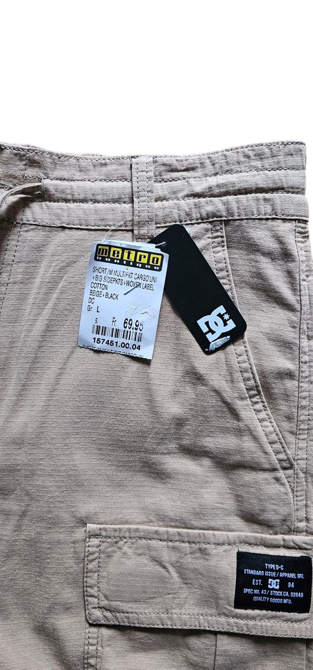 Pantaloni: DC Cargo Shorts Beige – Nuovo e nell'imballaggio originale da Langenthal venduto da SecondChanceShop 2