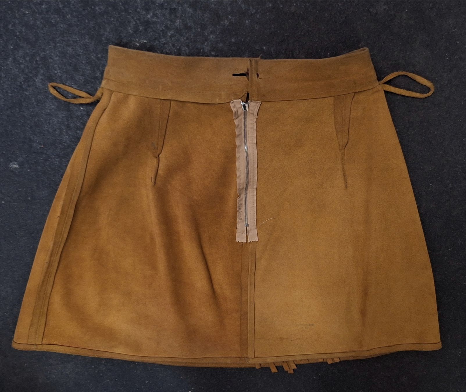Gonne: cooler 80-er  vintage Wildleder Minirock 🔥 – Usato da Emmenbrücke venduto da abu_9mj8 5