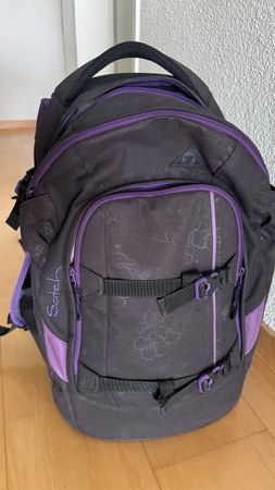 Satch Rucksack lila/schwarz gut erhalten, perfekt für den Sc