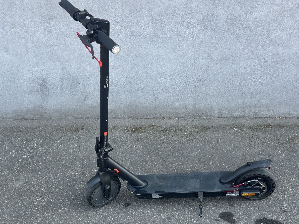 Ocean Drive Kickboard: Ocean Drive E5 PLUS Electric Scooter – D'occasion à Aarau par bikestones