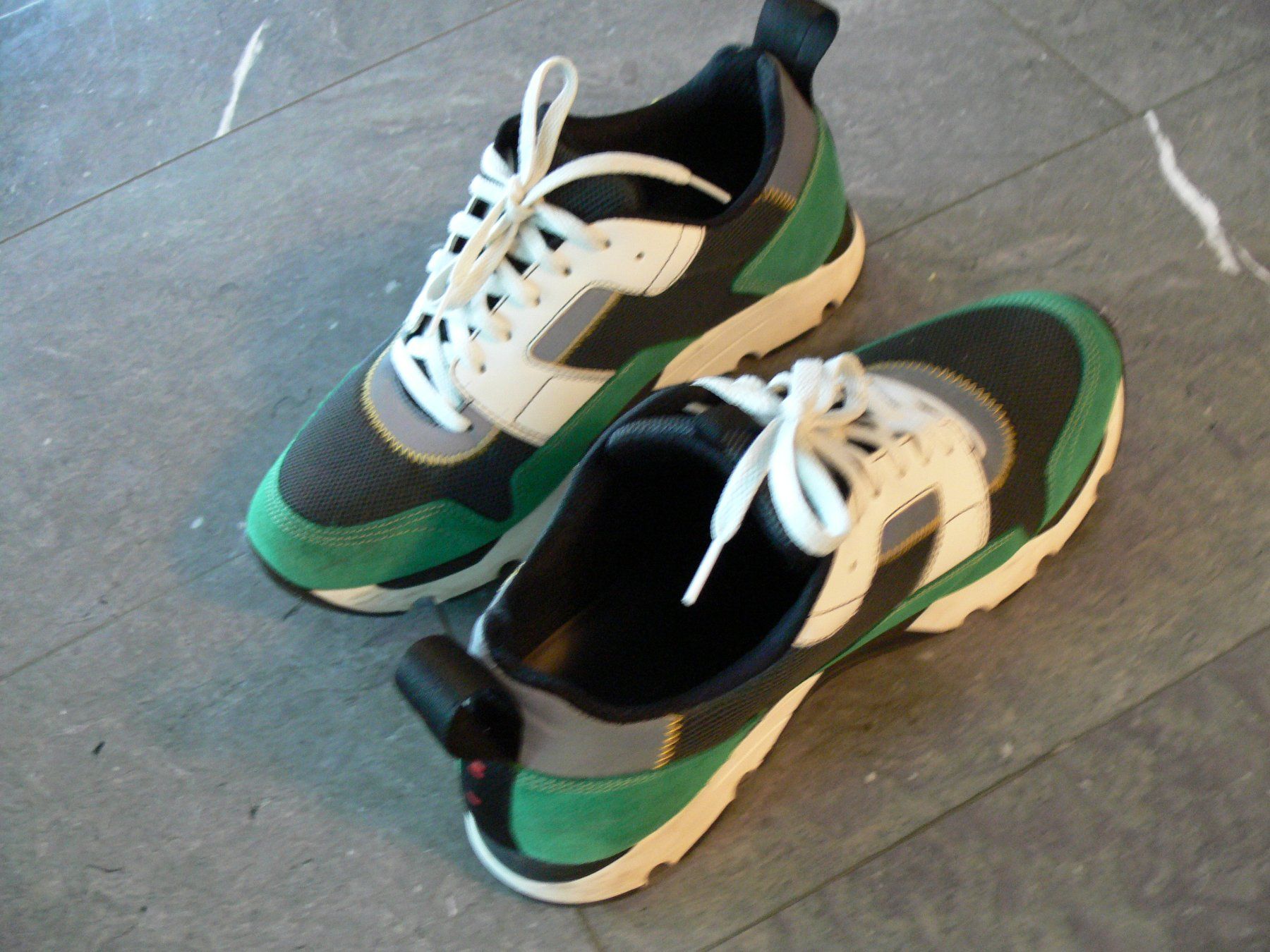 Marni Scarpe da uomo: MARNI Sneaker, neuwertig, Gr. 44, eher 42 - 43 – Usato da Remigen venduto da Kelias 3