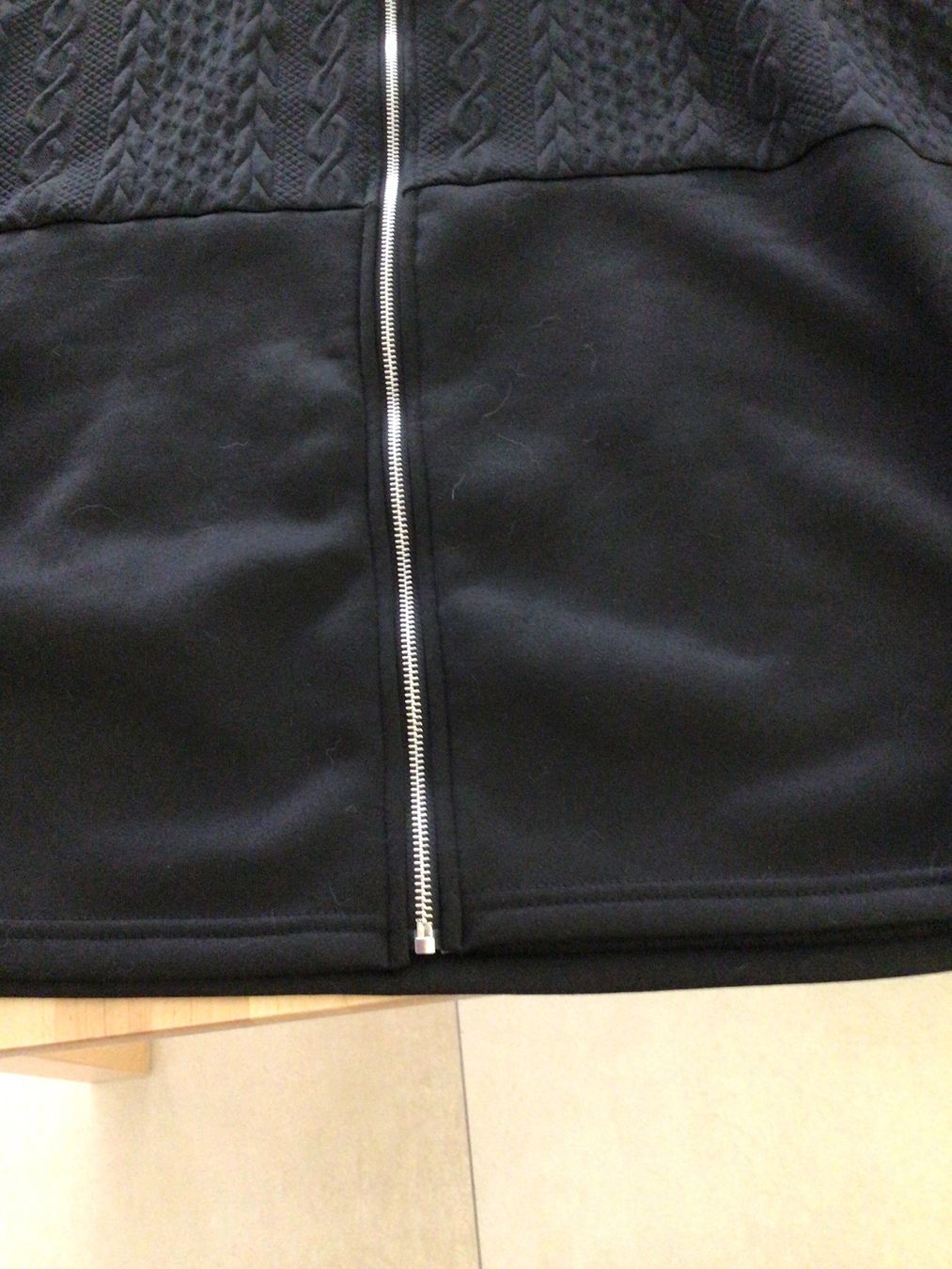 Vestes: Kapuzenjacke Schwarz Grösse 2XL – D'occasion à Einsiedeln par Tru7 4