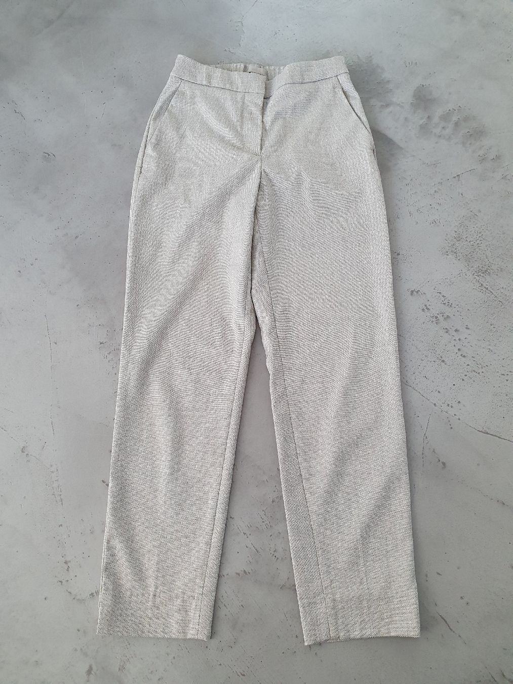 H&M Pantaloni: Stoffhose, 34 – Usato da Steinach venduto da Xamax18