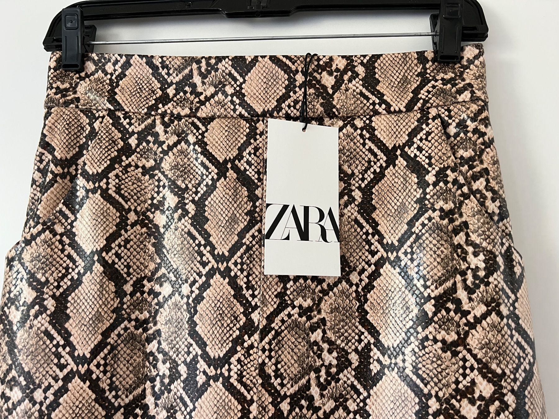 Zara Röcke: NEU: Zara Rock Gr. XS – Neu und originalverpackt aus Lachen von mar_ox 1