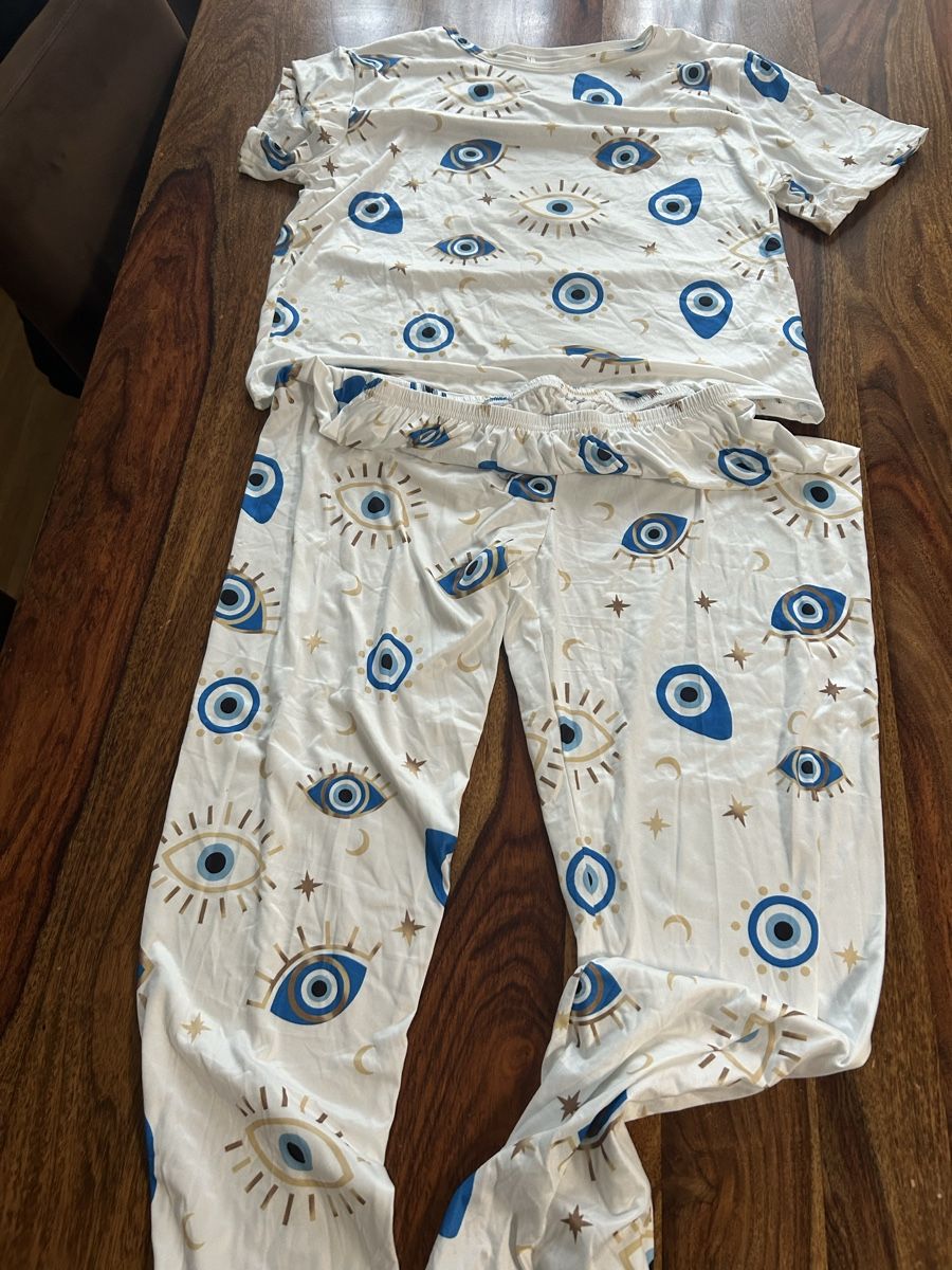 Negligees & Pyjamas: Damen Pyjama mit "Evil Eye" Grösse L, Neu ! – Neu und originalverpackt aus Zürich von Nutla 1