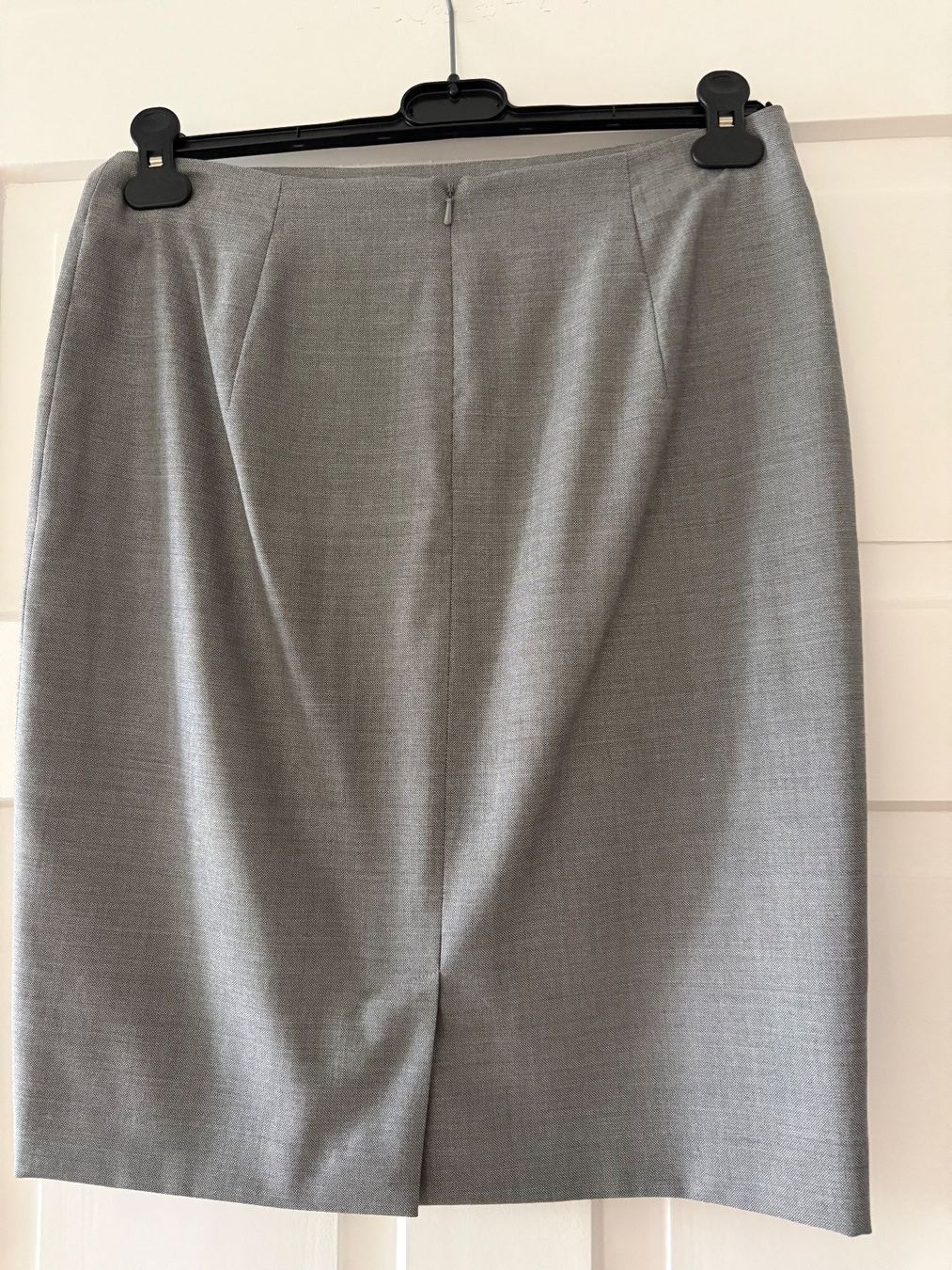 Max Mara Anzüge & Kostüme: Eleganter 3-teiliger Max Mara Anzug / Kostüm – Gebraucht aus Horgen von tsp_qr5b 2