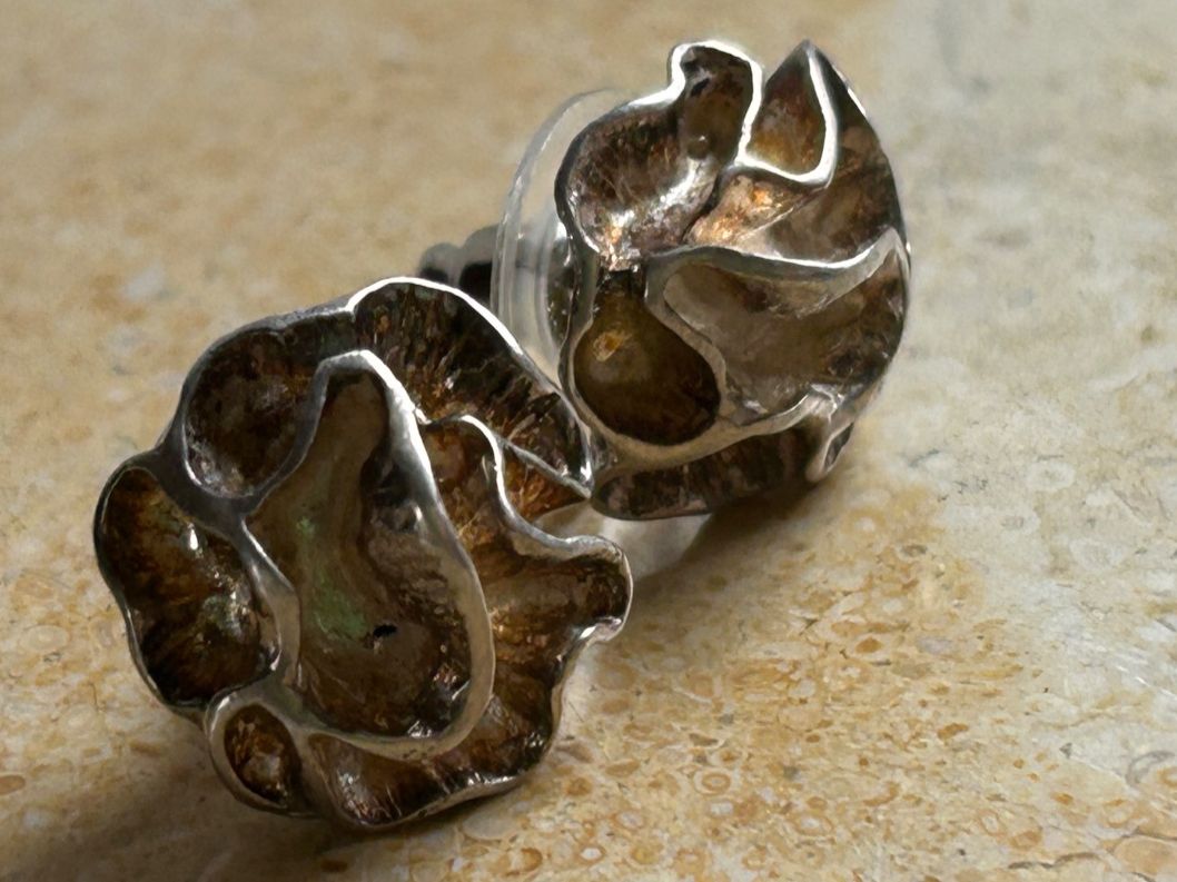 Orecchini pendenti & Orecchini a lobo: Silber Ohrstecker Pfingstrosen /ROSEN – Usato da Laufen venduto da Bellebellezza