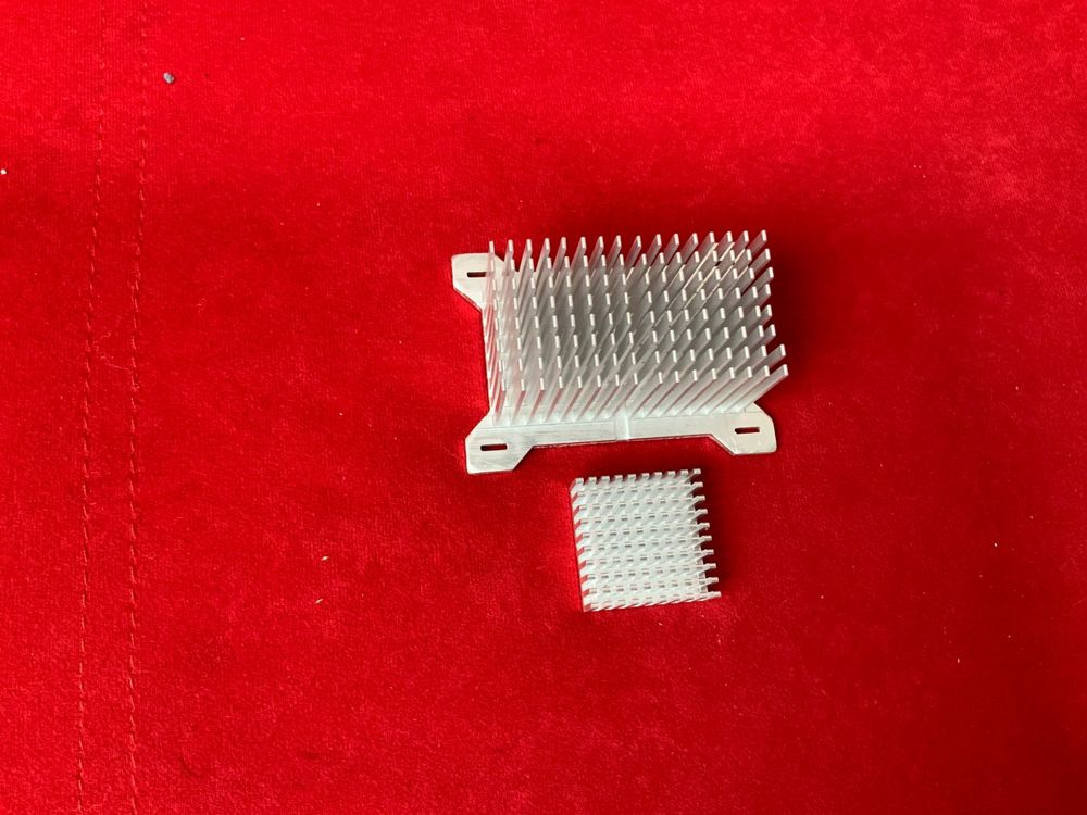 Lckiioy 2x Aluminium Kühlkörper 150x74x10mm - Handy Kühlrippen Für Bessere Wärmeableitung