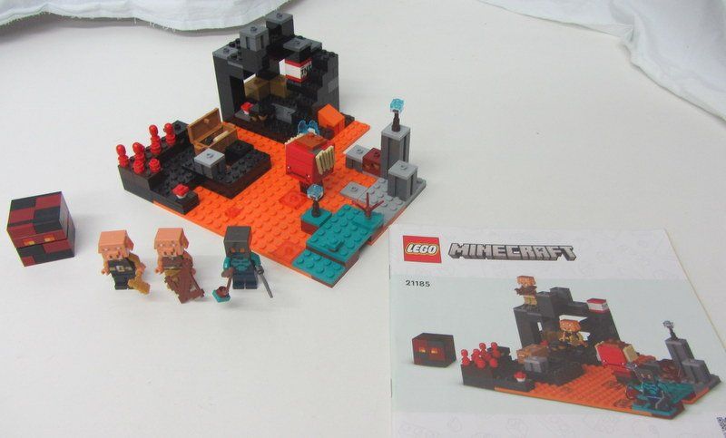 Lego Kit di costruzioni: LEGO Minecraft 21185 " The Nether Bastion " – Usato da Kreuzlingen venduto da Han-Solo-68