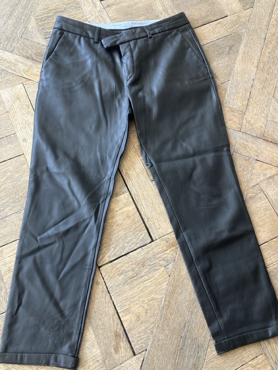 Pantaloni: Coole Kunstlederhose von Leon & Harper, Grösse 36 – Usato da Muralto venduto da jac_hkz5