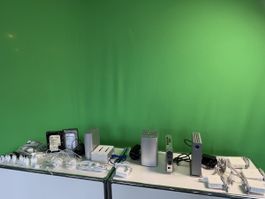 Elektronik-Set: LaCie, WD & Seagate HDDs, Apple Netzteile