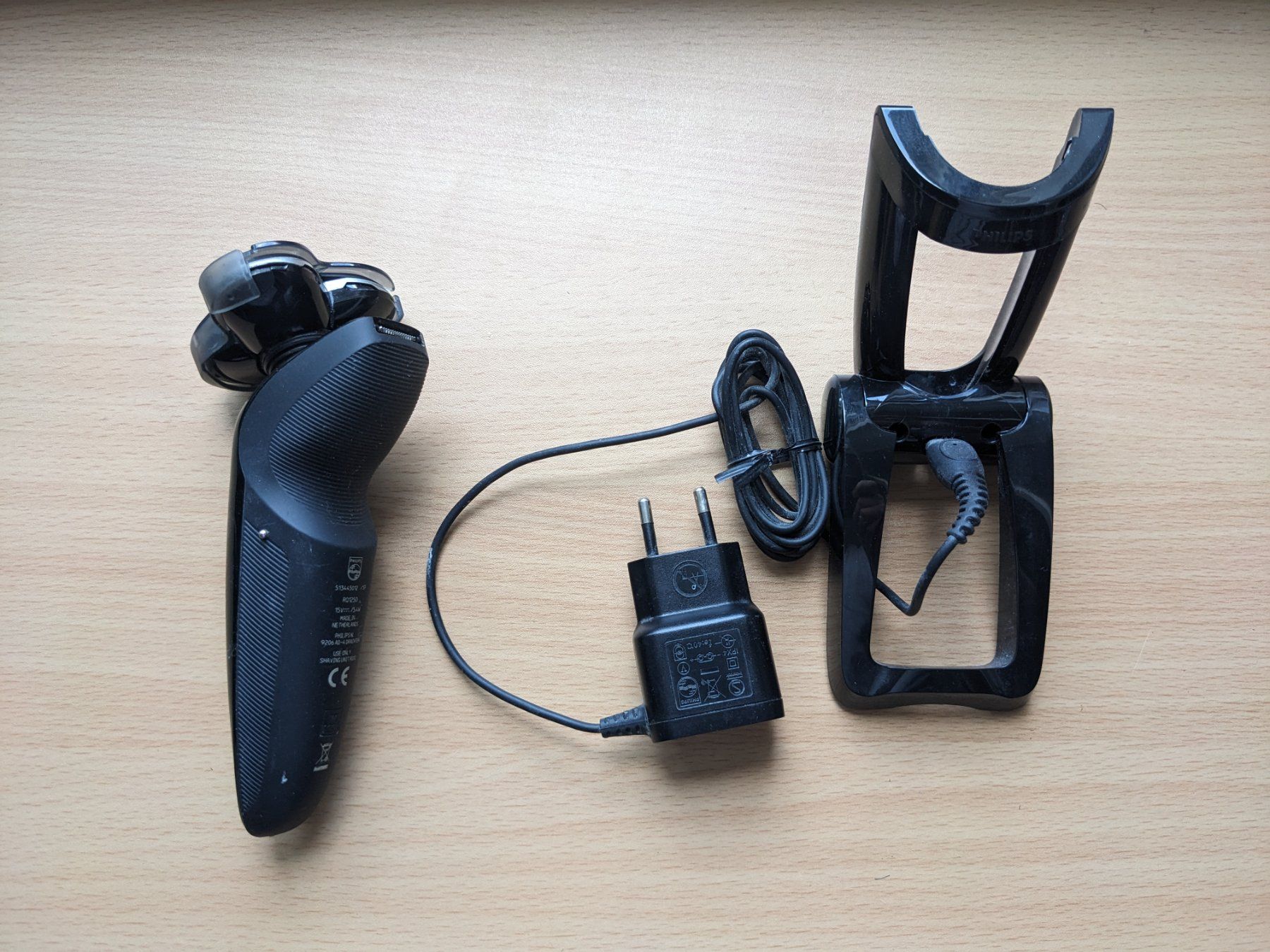 Philips Rasierapparate & Rasierklingen: Philips Sensotouch 3D RQ1250 – Defekt aus Stetten AG von Trexx75 2