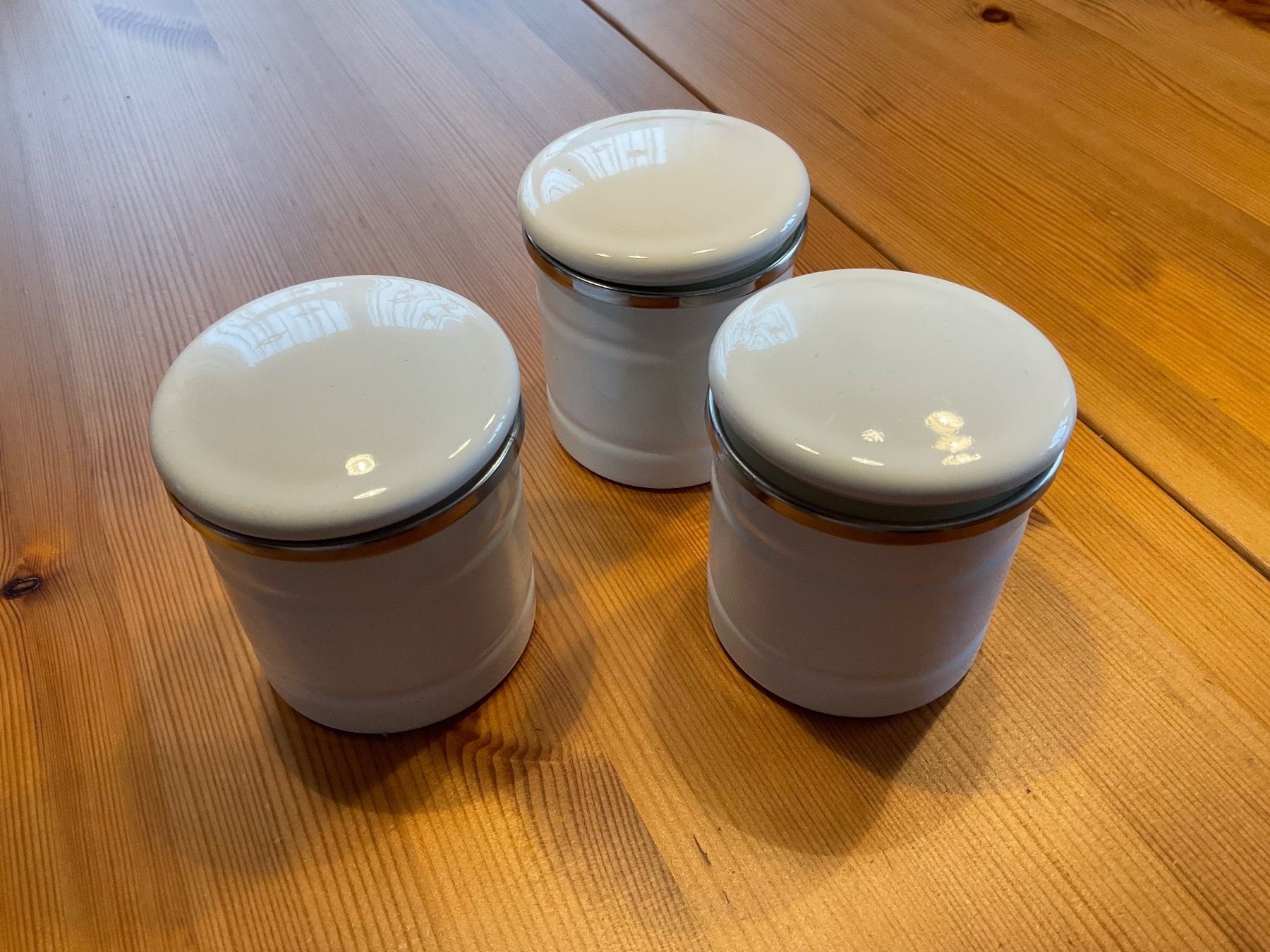 Alle Dekorationen: 3  schöne  SHABBY CHIC  DÖSCHEN – Neu (gemäss Beschreibung) aus Aesch BL von Fortexx