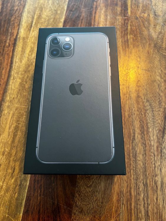 iPhone 11 Pro 256 GB / space gray. Kaufen auf Ricardo