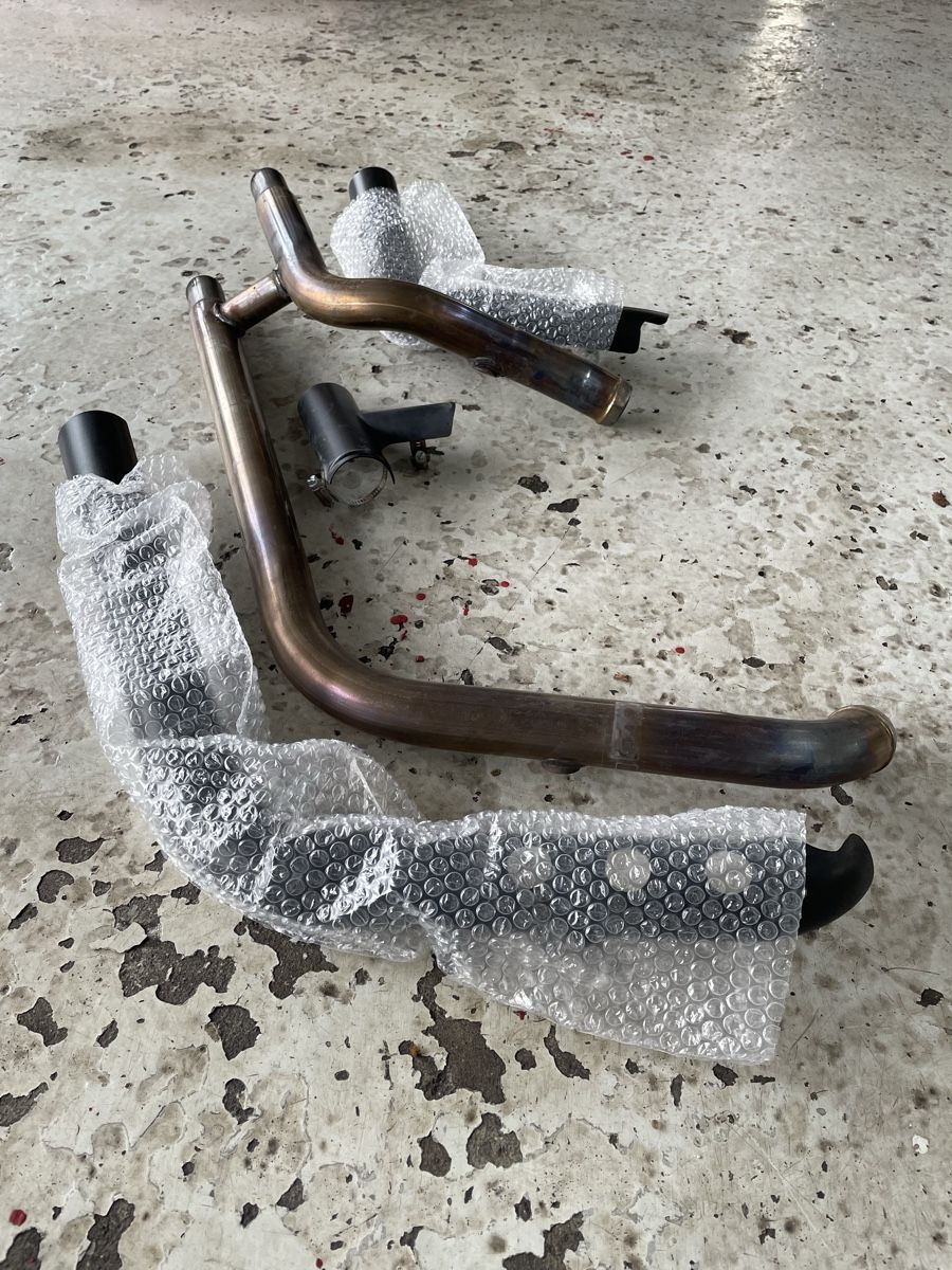 Harley-Davidson Sistemi di scarico: Harley Davidson Original Auspuffkrümmer – Usato da Thun venduto da Palmeli 1