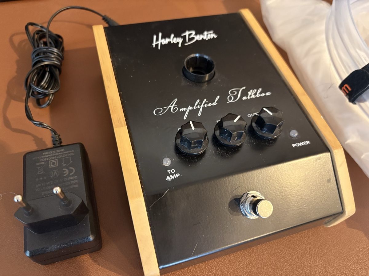 Harley Benton Strumenti musicali: Talkbox von Harley Benton – Usato da Winterthur venduto da Wintimusic 1