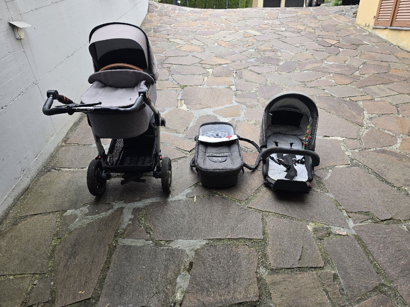 Hartan Carrozzine: Hartan Kinderwagen – Usato da Siebnen venduto da LuuSchuu 6