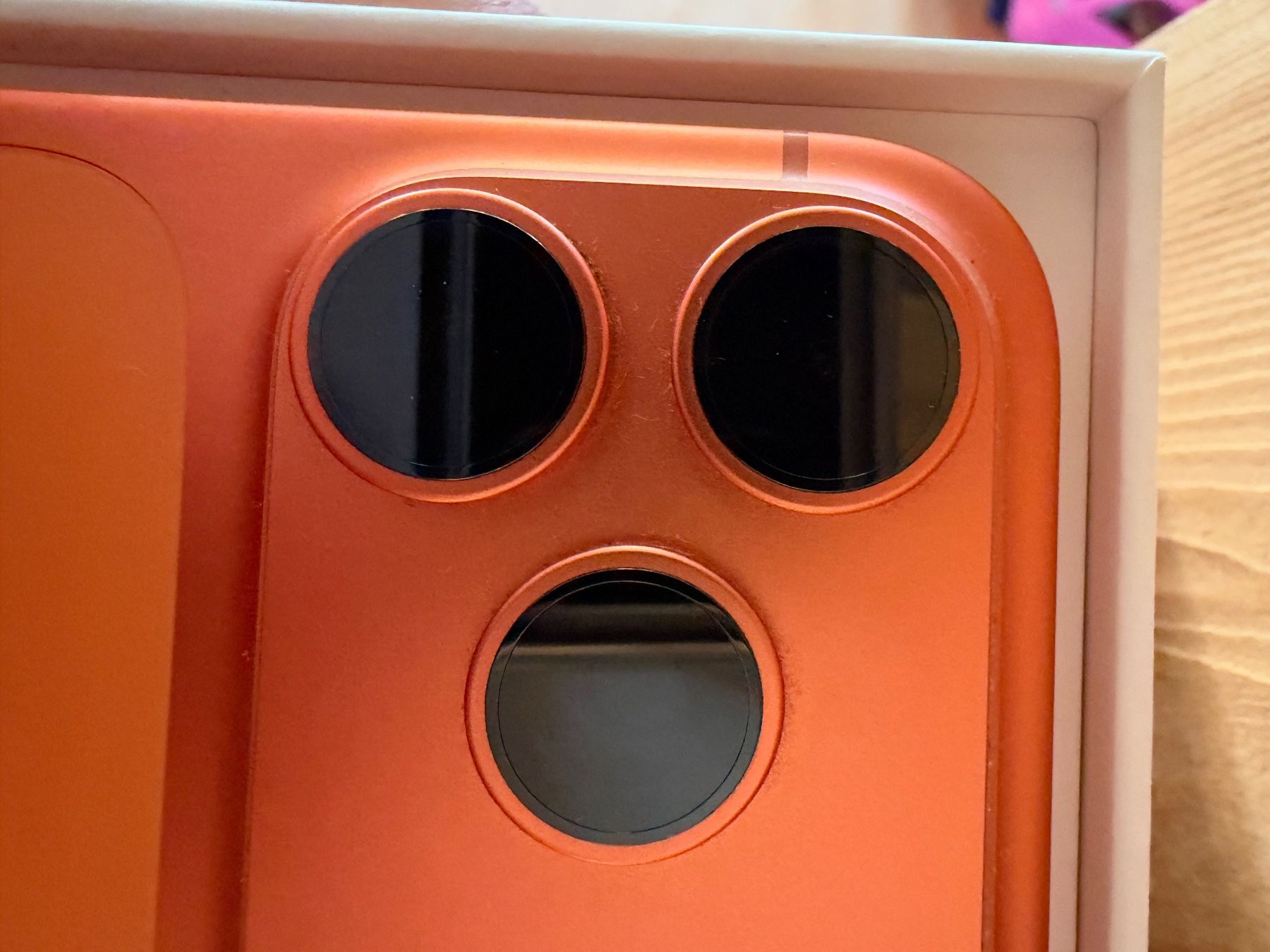 Apple Telefoni cellulari / Smartphones: iPhone 17 pro orange état comme neuf – Usato da Flendruz venduto da Legregfeurer 6