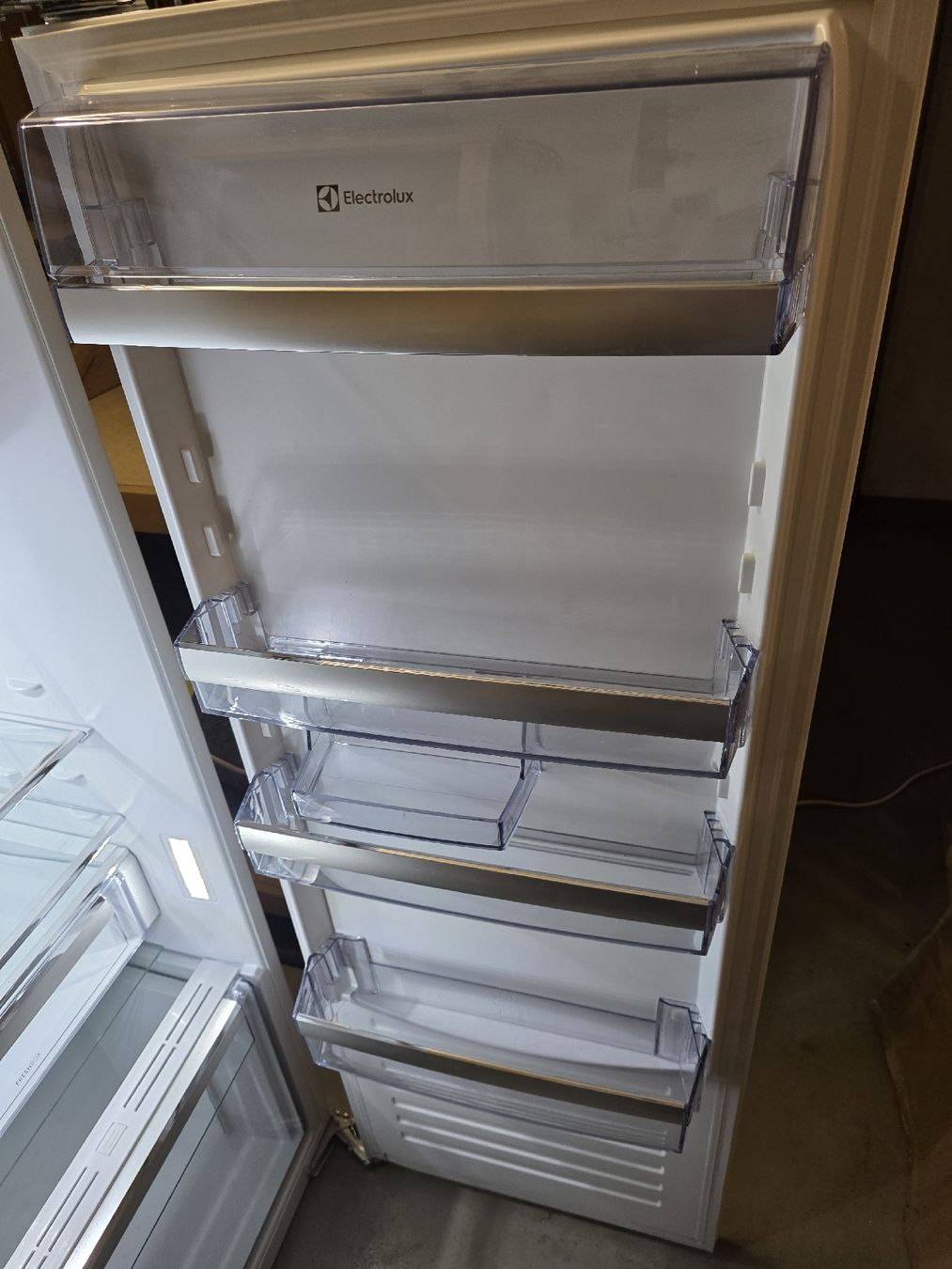 Electrolux Frigoriferi: Einbau Kühlschrank Electrolux – Usato da Wolhusen venduto da satmin 3