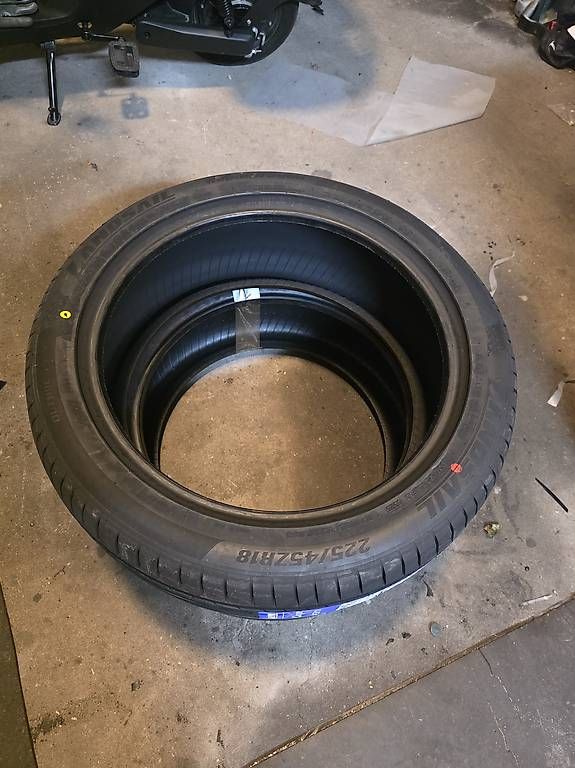 Pneumatici & Ruote complete: 2x 225 45 18 Neu – Nuovo e nell'imballaggio originale da Reinach venduto da racing08