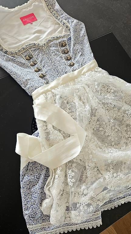 Robes: Neuwertiges Krüger Dirndl – D'occasion à Bellikon par est_2vl5