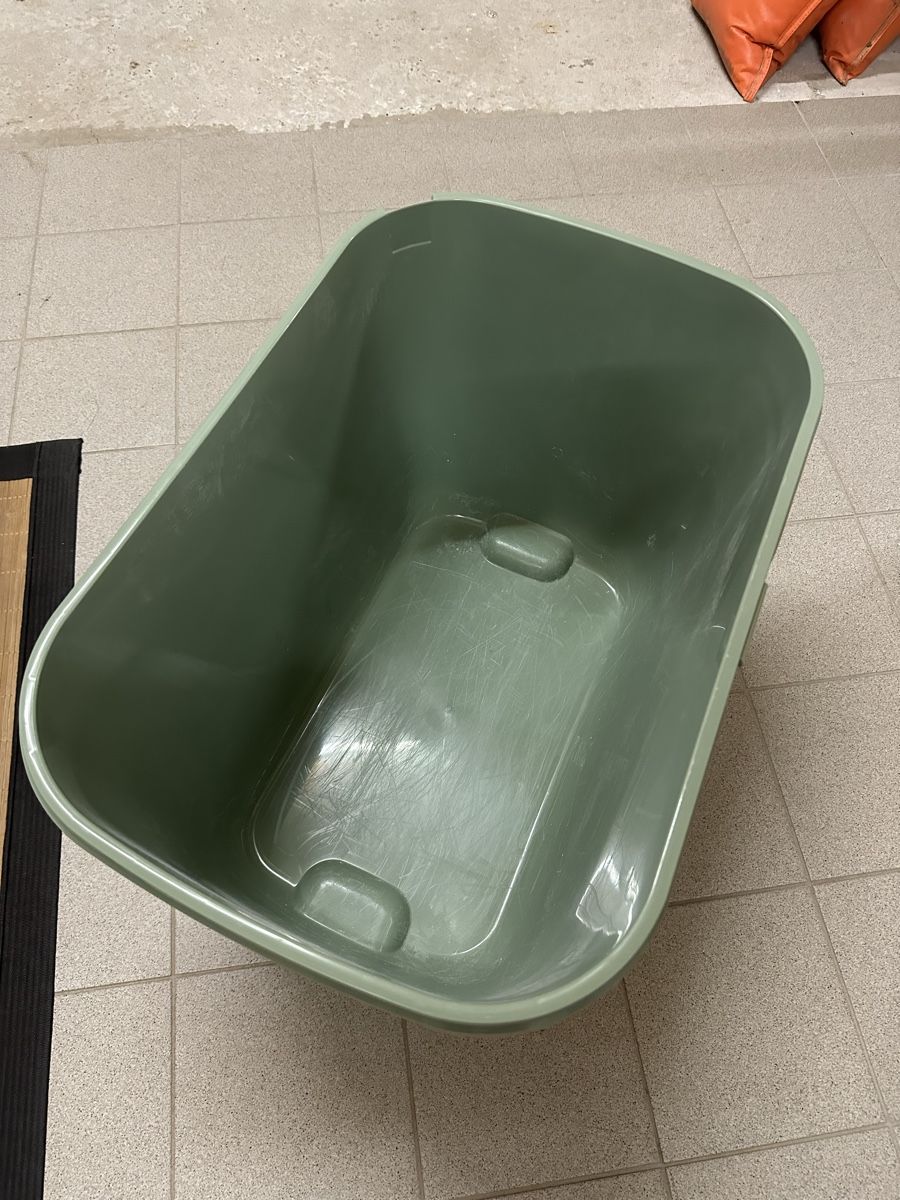 Sabbiera per bambini: Litière chat, entrée par le haut – Usato da Corcelles NE venduto da alebale82 5