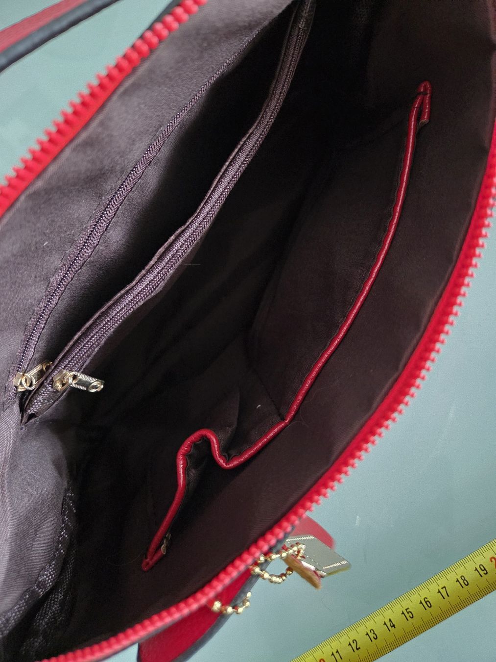 Borse da donna: Sac à main rouge en cuir véritable - Élégant et chic – Nuovo (secondo la descrizione) da Monthey venduto da Bubuline 1