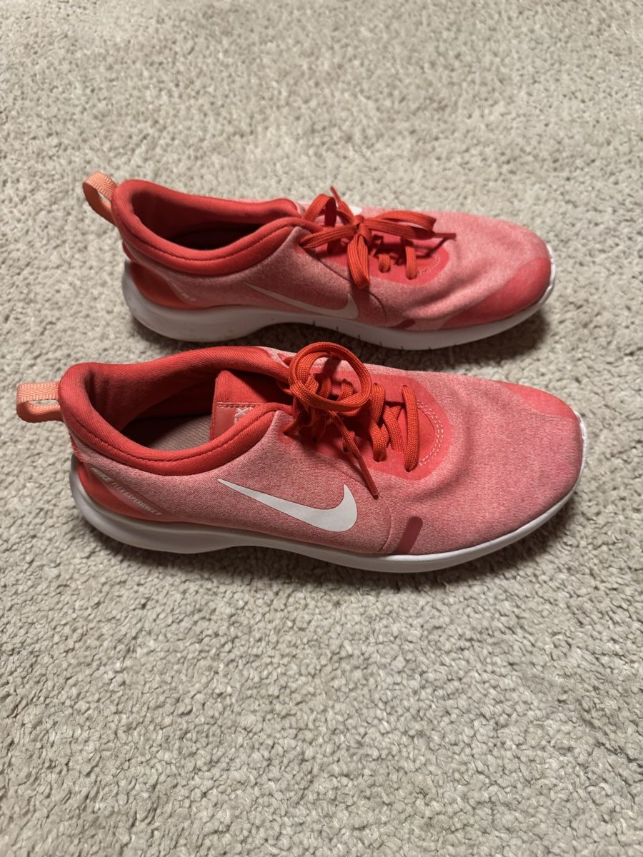 Nike Scarpe da donna: Nike Turnschuhe Gr. 38 – Usato da Walenstadtberg venduto da kue_6xlr