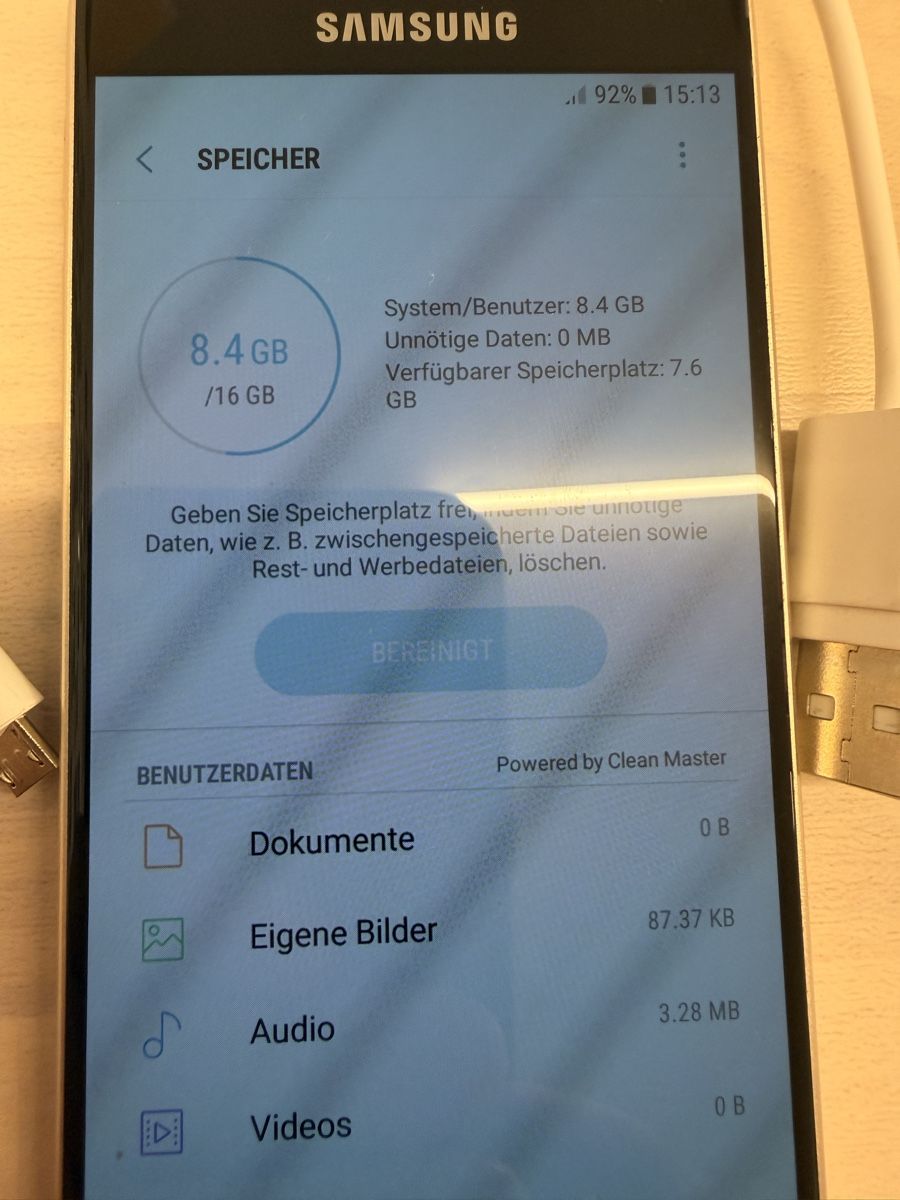 Samsung Telefoni cellulari / Smartphones: Samsung Galaxy A3 16GB – Usato da Gersau venduto da e_dot_and_com 2