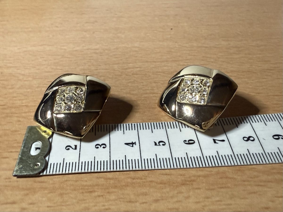 Orecchini pendenti & Orecchini a lobo: Goldfarbe Vintage Ohrringe mit Strass – Usato da Lamone venduto da LaCantinaMagica 6