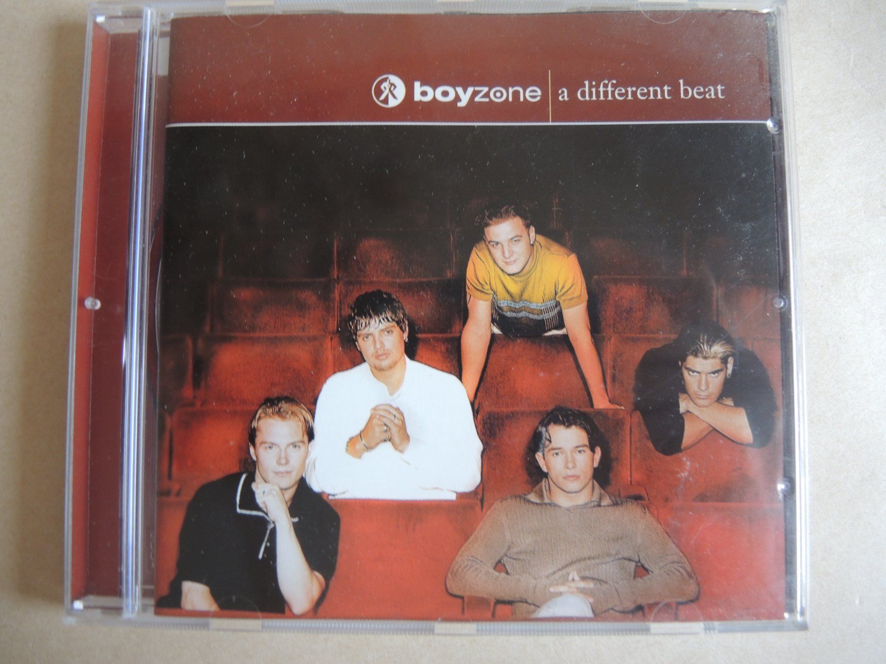 CD: Boyzone - A Different Beat CD Album 90er Kult – Usato da Rorschach venduto da maeck8