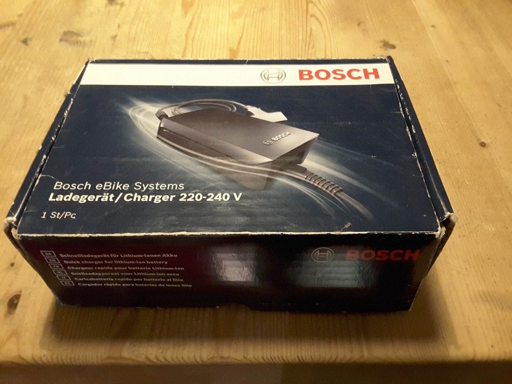 Bosch eBike Battery Charger 364/230 Kaufen auf Ricardo