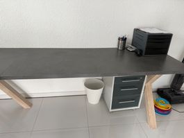 Eckschreibtisch Anthrazit Holzbeine mit Schubladencontain...