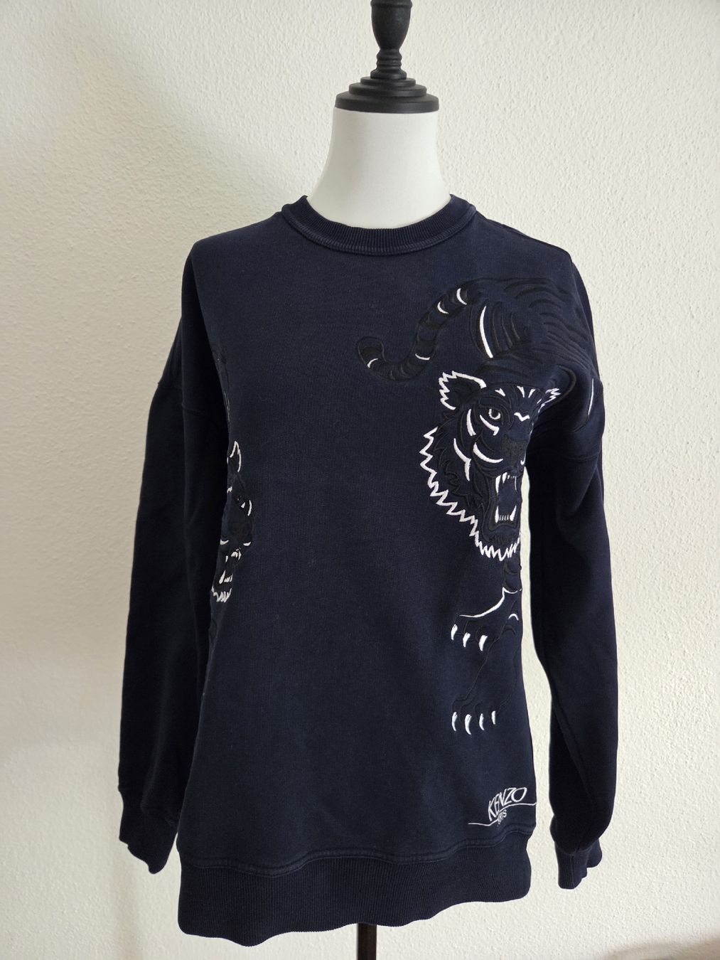 Kenzo Pullover & Sweatshirts: Kenzo Pullover Grösse 38 – Gebraucht aus Hünenberg See von Atsemet