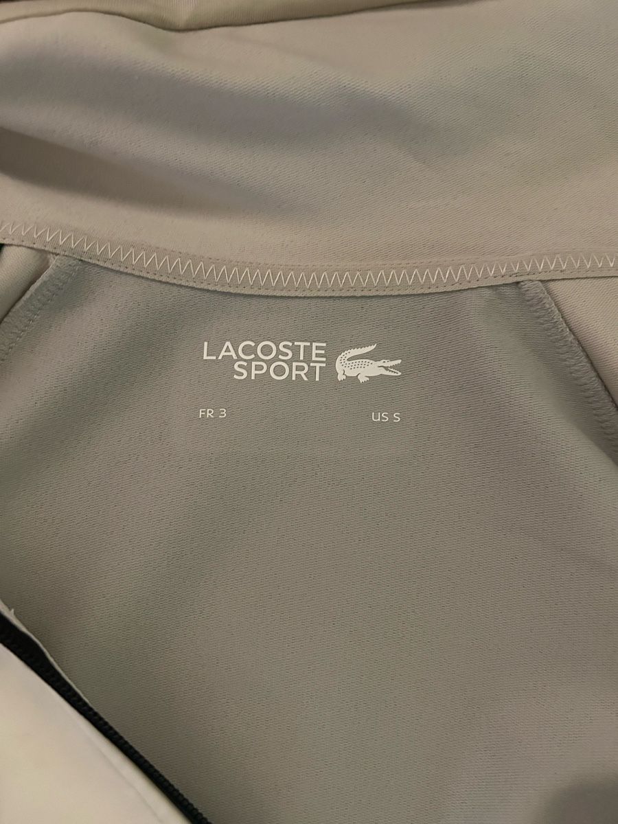 Lacoste Giacche: Lacoste Ziphoodie – Nuovo (secondo la descrizione) da Oberägeri venduto da liv_n6yh 2
