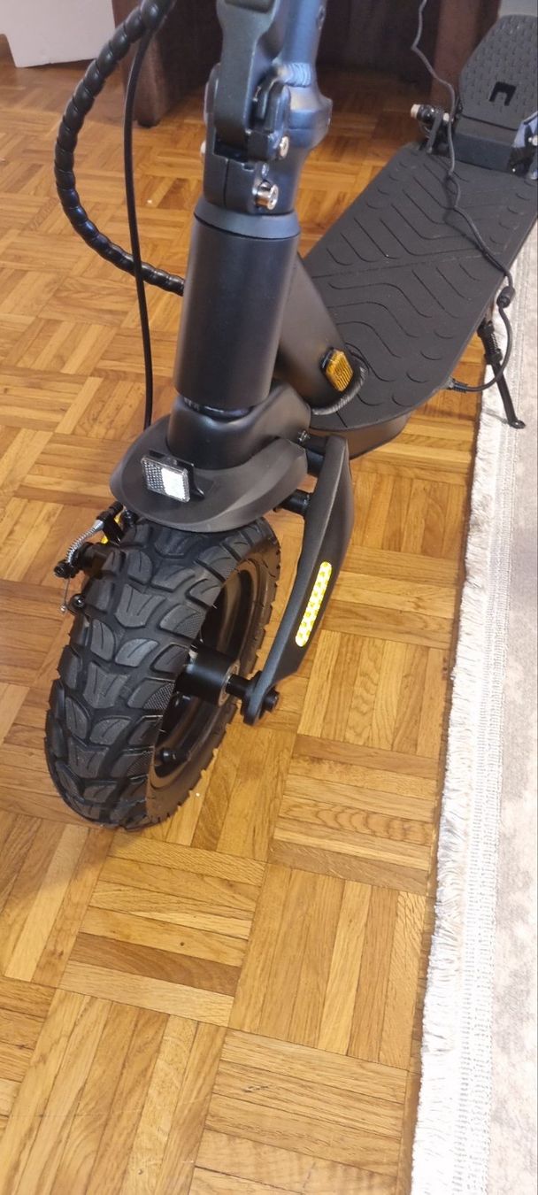 Scooters: Trottinette électrique – Neu und originalverpackt aus Yverdon-les-Bains von BehijaS 5