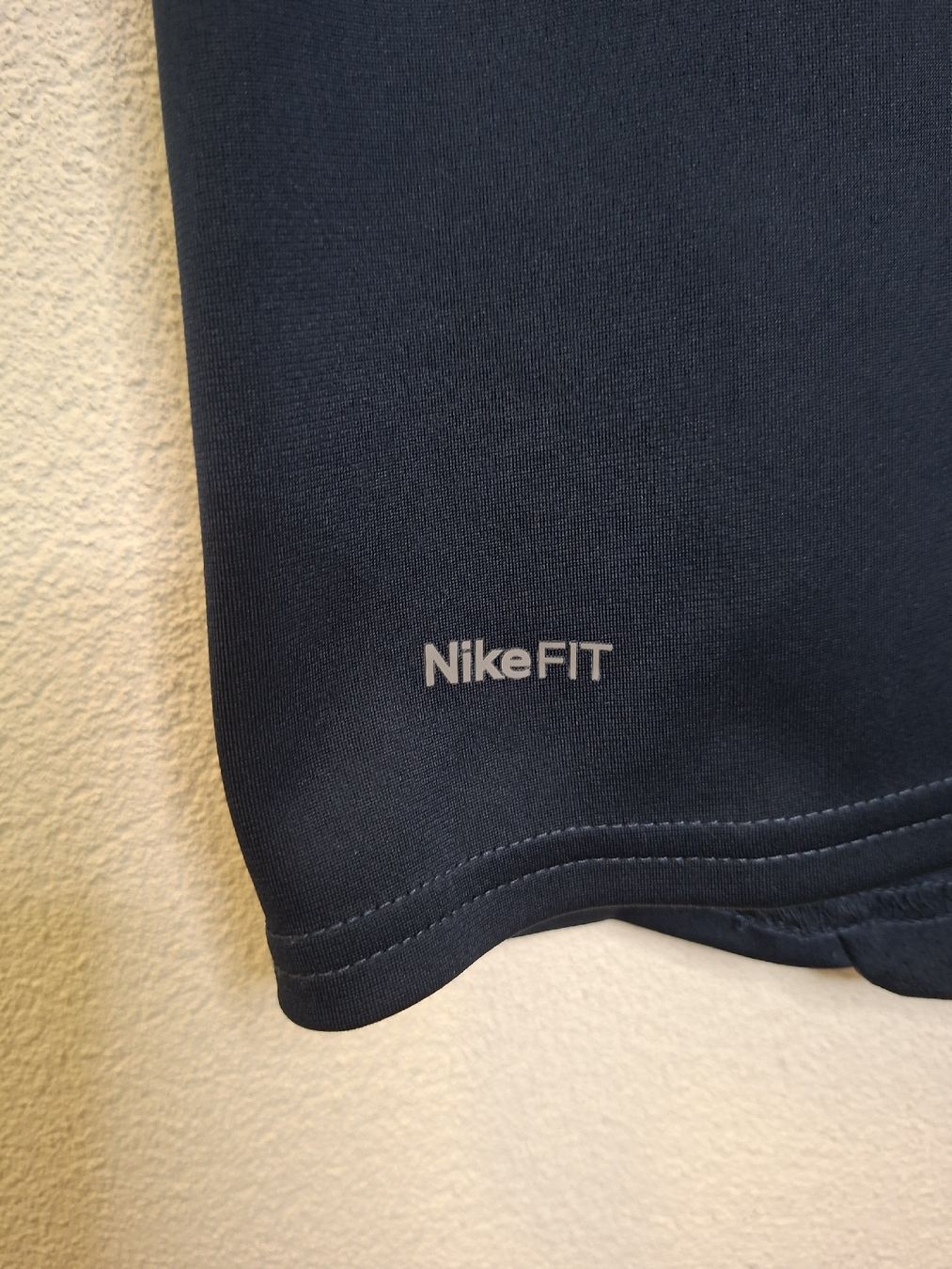 Nike Leibchen & Hosen: Original Portugal 2007-08 Training Trikot – Gebraucht aus St-Léonard von SwissDealsJersey 2