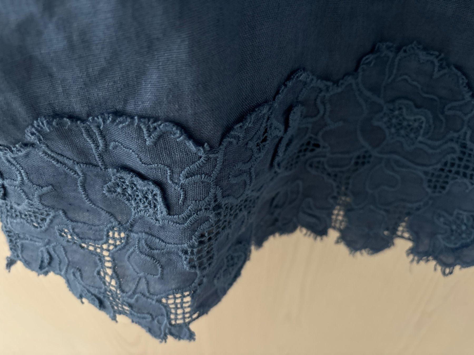 Kleider: 120%lino Kleid mit Spitze 42/44 – Neu (gemäss Beschreibung) aus Hendschiken von Uraniali 2