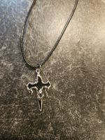 collier croix gothique