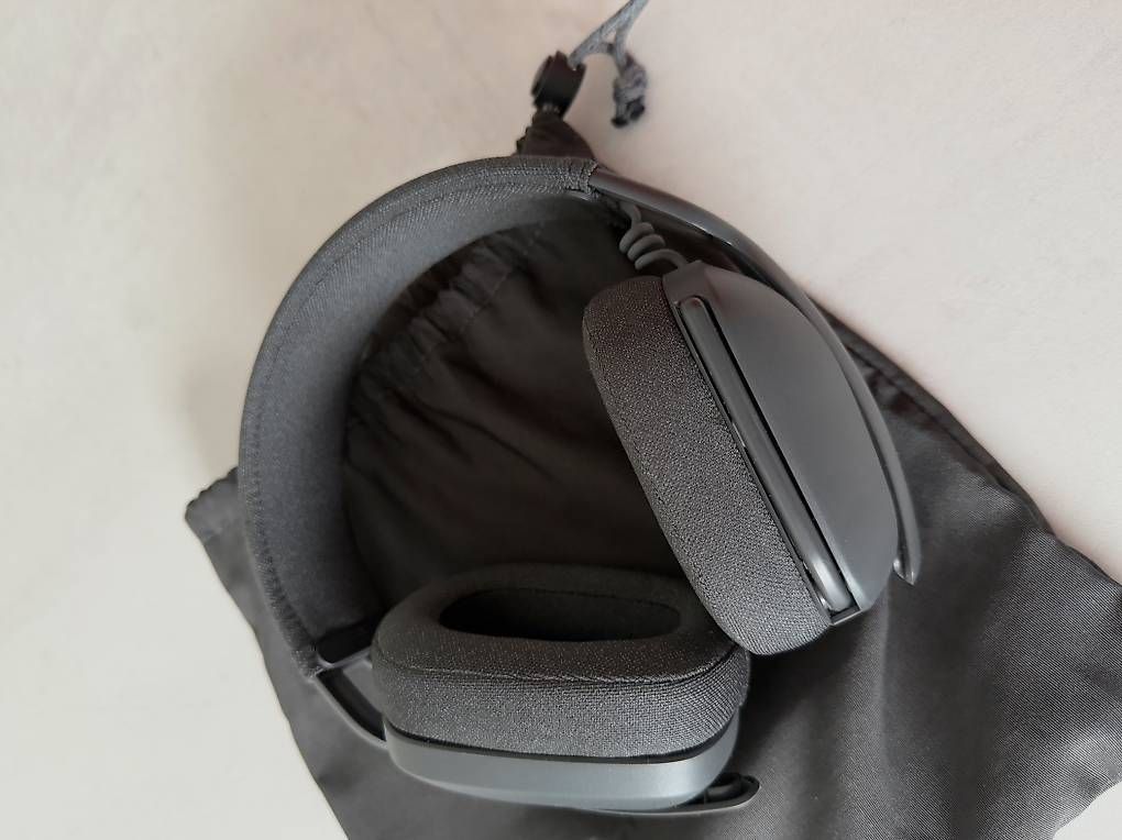 Logitech Casques audio: Logitech Headset Zone Vibe 100 – D'occasion à Pratteln par Djfamily 1