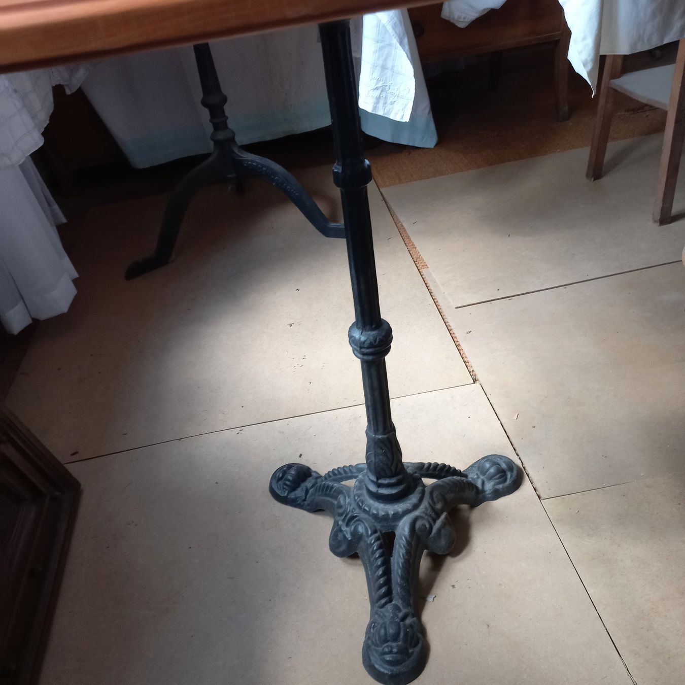 Tavoli: Bistrotischli – Usato da Zofingen venduto da piawm 1