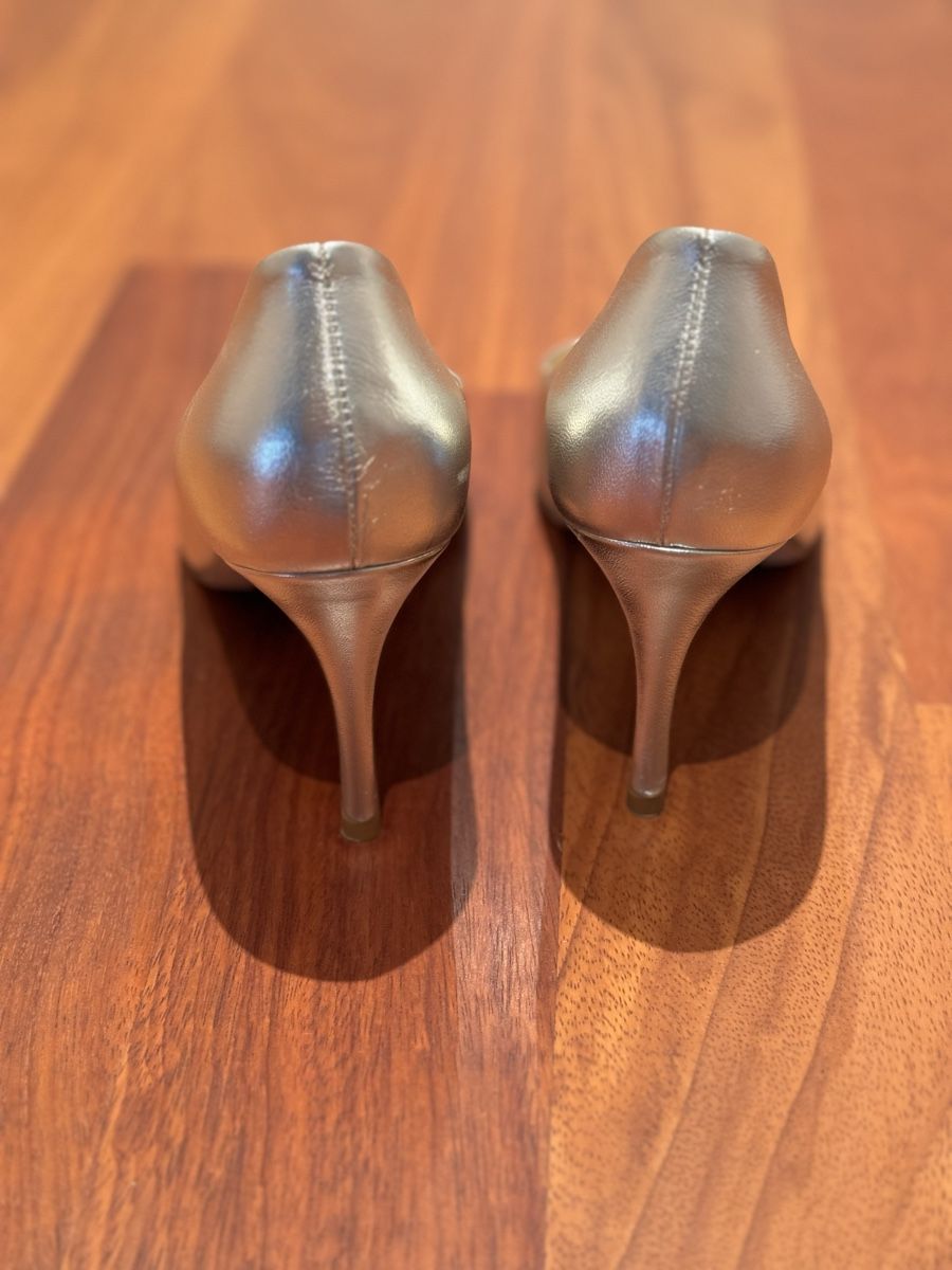 Navyboot Scarpe da donna: Pumps Grösse 40 Navyboot silber – Usato da Pfäffikon ZH venduto da Korinschen 2