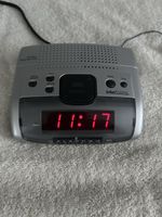 InterTronic FM Radio Digital Alarm Clock Gebraucht