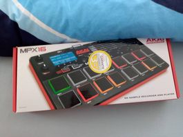 Akai Sampler