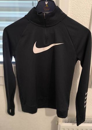 Nike Running Dri-FIT Sport-Sweatshirt für Damen. Grösse: XS