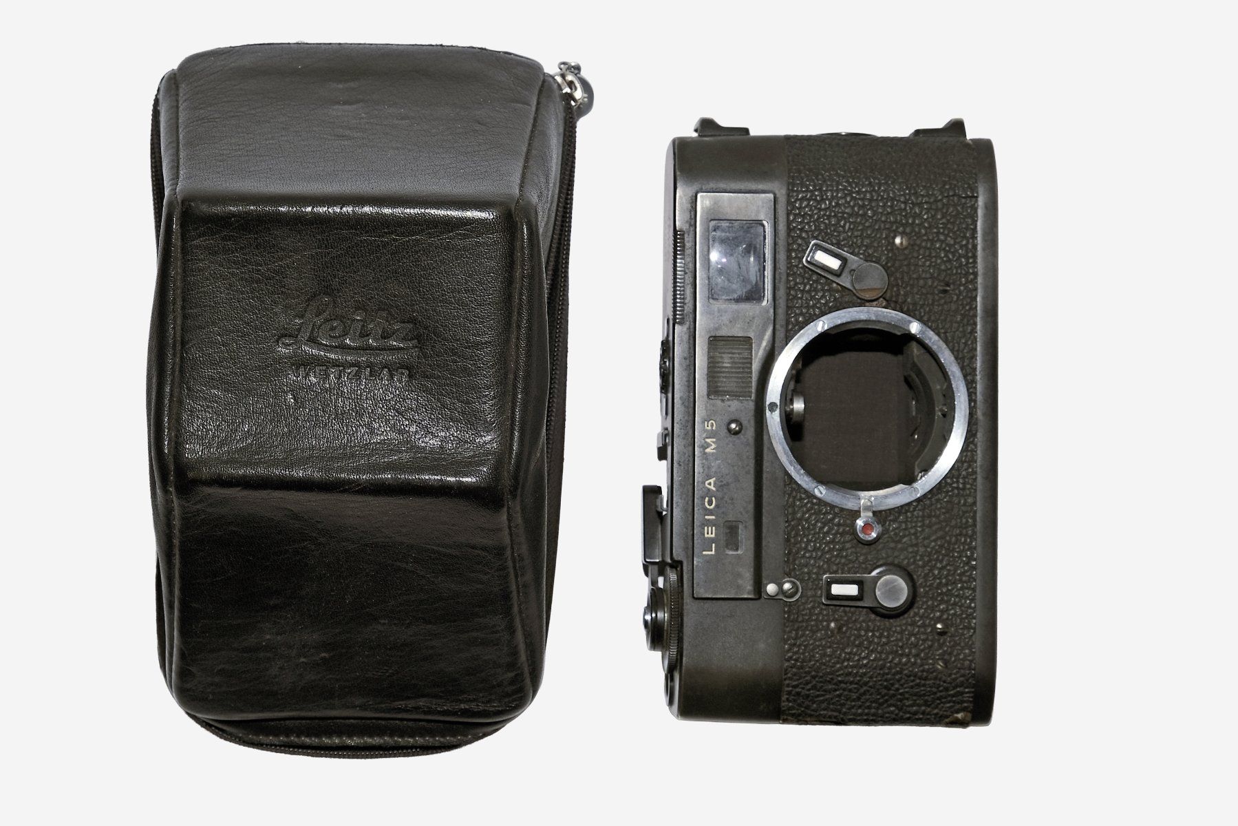Leica Fotocamera: Leica M5 Body + Original Leitz Everready Case Black – Usato da Basel venduto da dridieba 1