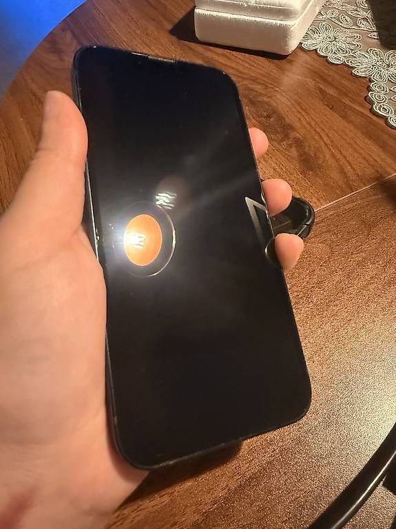 Telefoni cellulari / Smartphones: iPhone 13 Midnight 128 GB – Usato da Rünenberg venduto da Dgn_63 1