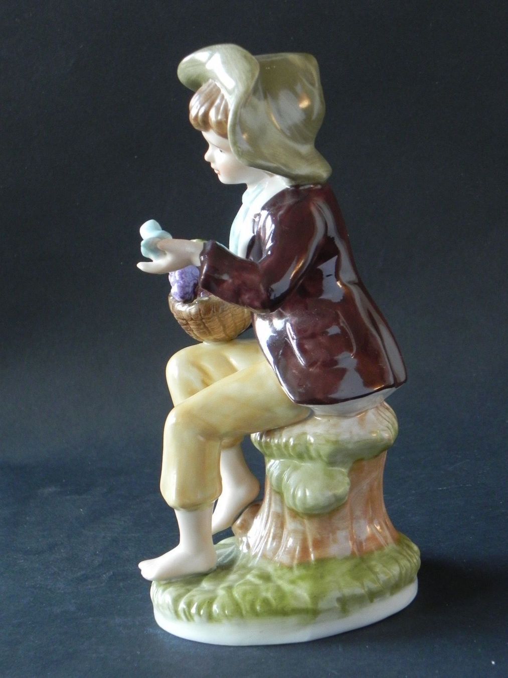 Statuette: Schöne Figur Bub mit Vogel - Italien – Nuovo (secondo la descrizione) da Zürich venduto da LodgE-21 2