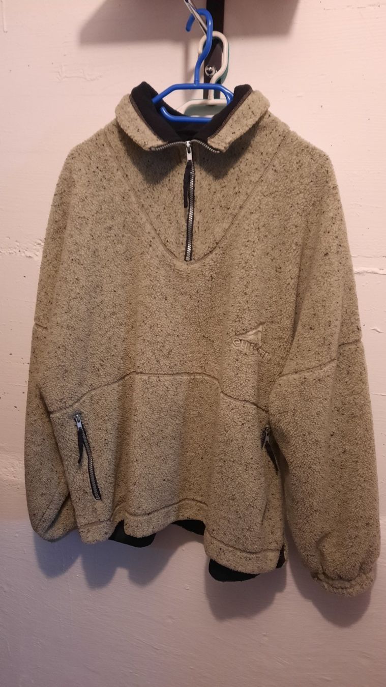 Maglioni & Felpe: Pulli Pullover NEU Gr. L grau mit Island-Pferden – Nuovo (secondo la descrizione) da zufikon venduto da braemestaender01 1